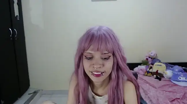 Snapshot of hachi_kitty chatting on January 7, 5:33 am hachi kitty online show from January 7, 5:33 am