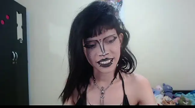 Snapshot of hachi_kitty chatting on March 20, 2:19 am hachi kitty online show from March 20, 2:19 am