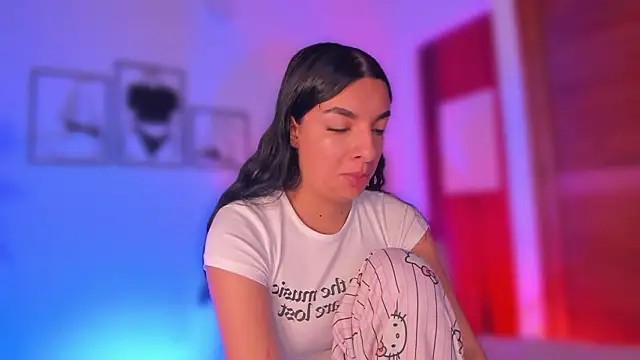 777AylinZ online show from March 9, 11:36 am