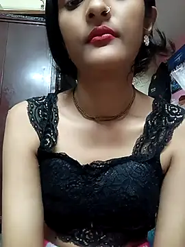 Snapshot of BabySlimmy10 chatting on February 8, 9:57 pm BabySlimmy10 online show from February 8, 9:57 pm