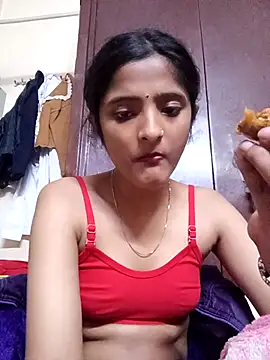 Snapshot of BabySlimmy10 chatting on December 14, 7:18 pm BabySlimmy10 online show from December 14, 7:18 pm