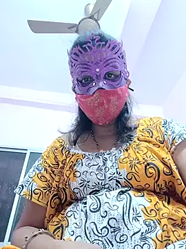 Snapshot of Cute-manisha chatting on January 16, 11:37 am Cute-manisha online show from January 16, 11:37 am