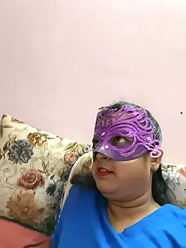 Snapshot of Cute-manisha chatting on February 15, 2:44 pm Cute-manisha online show from February 15, 2:44 pm