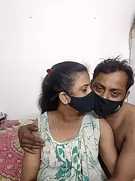 Snapshot of Cute-manisha chatting on April 14, 1:22 am Cute-manisha online show from April 14, 1:22 am