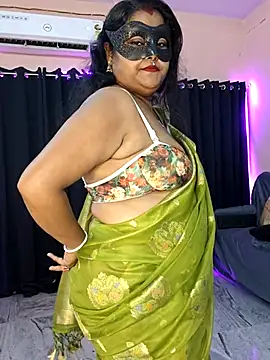 Snapshot of hottbabycam chatting on July 27, 2:57 pm hottbabycam online show from July 27, 2:57 pm