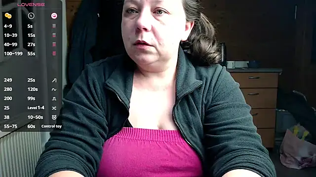 Snapshot of KasiaPrivat chatting on February 22, 6:30 pm KasiaPrivat online show from February 22, 6:30 pm