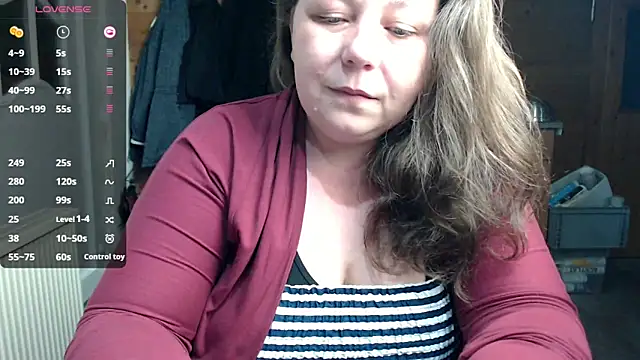 Snapshot of KasiaPrivat chatting on February 26, 6:43 pm KasiaPrivat online show from February 26, 6:43 pm