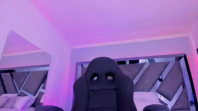 Snapshot of AlliJadid chatting on February 18, 2:06 pm AlliJadid online show from February 18, 2:06 pm