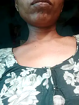 Snapshot of Kajal__Mehra chatting on May 28, 9:17 am Kajal Mehra online show from May 28, 9:17 am