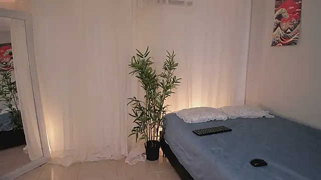 Snapshot of Lia_Sweett_ chatting on June 6, 4:23 pm Lia Sweett online show from June 6, 4:23 pm