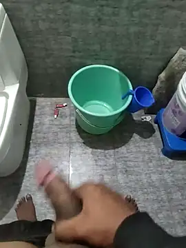 raamcxy online show from December 21, 7:06 pm