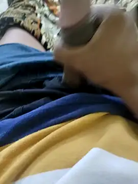 raamcxy online show from February 5, 6:15 pm