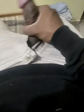 raamcxy online show from February 11, 8:15 am