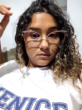 BrendaGirs online show from April 28, 2:49 am