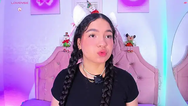 amandalee01 online show from December 19, 2:02 pm