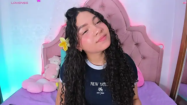 amandalee01 online show from January 18, 8:23 pm