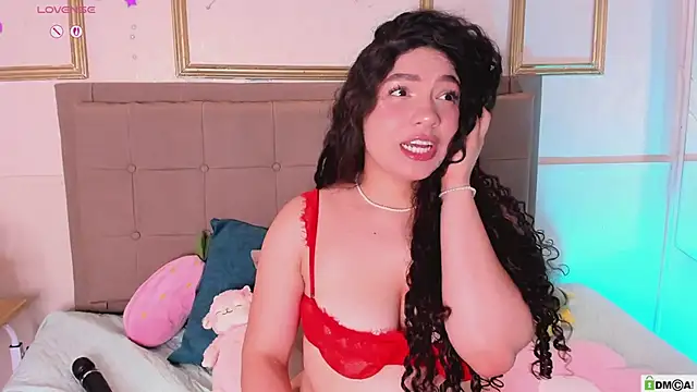 Snapshot of amandalee01 chatting on May 25, 9:10 pm amandalee01 online show from May 25, 9:10 pm