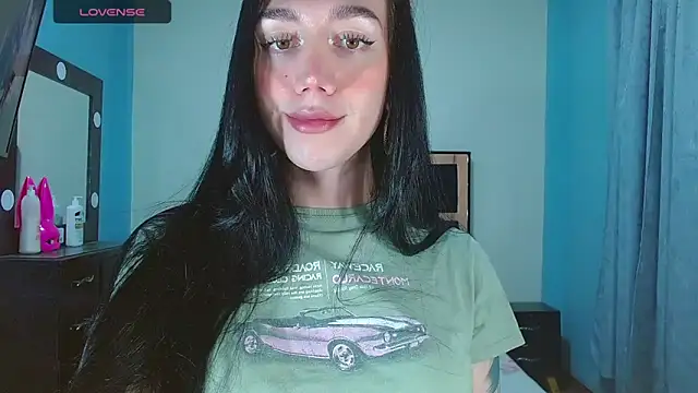 Snapshot of karla_zambrano chatting on May 5, 4:48 pm karla zambrano online show from May 5, 4:48 pm