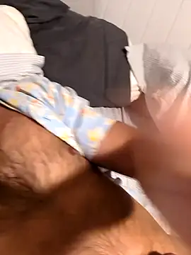 Snapshot of inoutinoutinout chatting on February 10, 7:04 am inoutinoutinout online show from February 10, 7:04 am