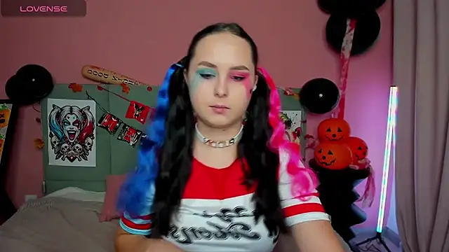 BeatriceReeves online show from October 30, 1:07 am