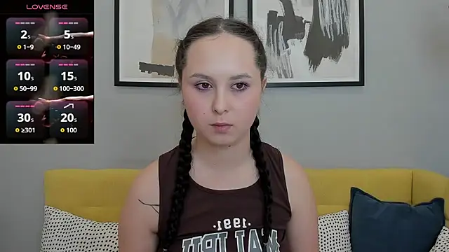 Snapshot of BeatriceReeves chatting on June 3, 1:08 am BeatriceReeves online show from June 3, 1:08 am
