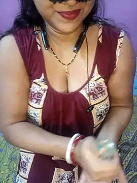 Sexy Mona Bhabhi online show from January 6, 6:00 pm