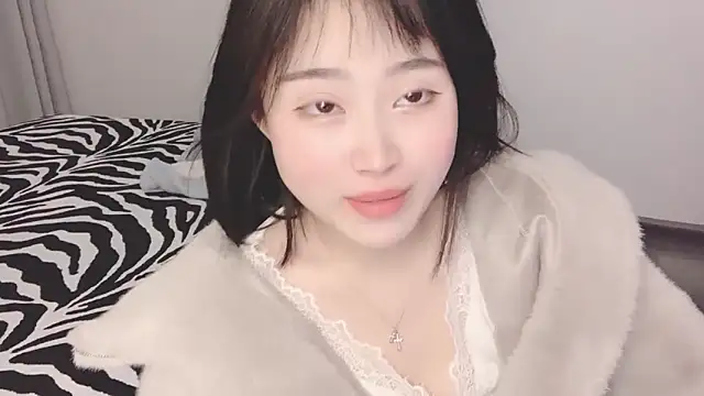 Snapshot of ffccvjsexx chatting on January 13, 3:04 pm ffccvjsexx online show from January 13, 3:04 pm