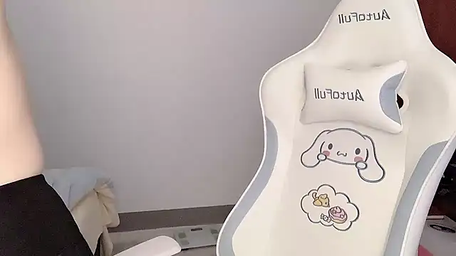 Snapshot of ffccvjsexx chatting on February 18, 1:22 pm ffccvjsexx online show from February 18, 1:22 pm