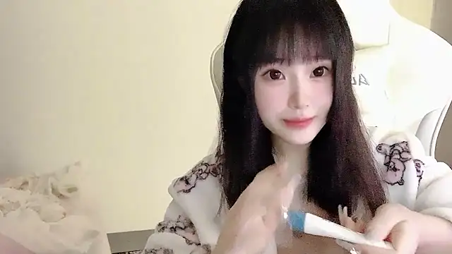 Snapshot of ffccvjsexx chatting on October 16, 4:30 pm ffccvjsexx online show from October 16, 4:30 pm