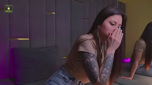 Ishtar Divine online show from February 3, 2:02 pm