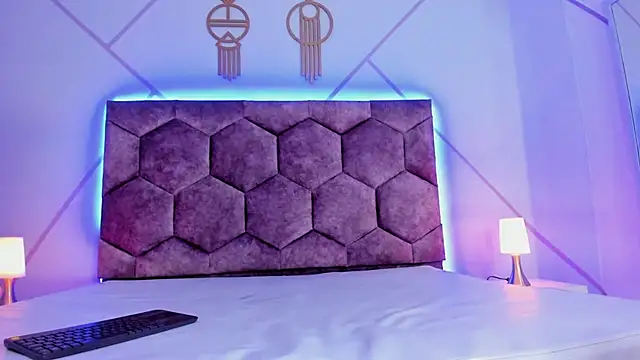 Snapshot of aggy_castel chatting on January 31, 12:28 am aggy castel online show from January 31, 12:28 am