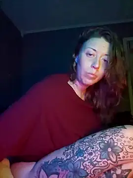 Snapshot of carolinaskarma chatting on February 5, 10:08 am carolinaskarma online show from February 5, 10:08 am