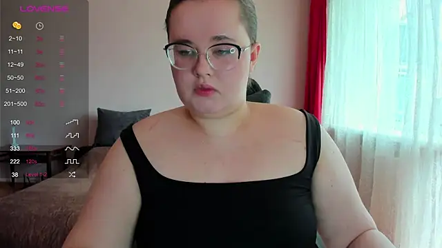 Snapshot of Jessica_Joy chatting on May 19, 6:31 am Jessica Joy online show from May 19, 6:31 am