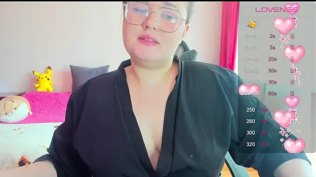 Snapshot of Jessica_Joy chatting on June 22, 6:43 am Jessica Joy online show from June 22, 6:43 am