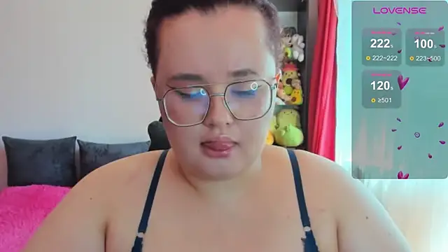 Snapshot of Jessica_Joy chatting on July 7, 6:27 am Jessica Joy online show from July 7, 6:27 am