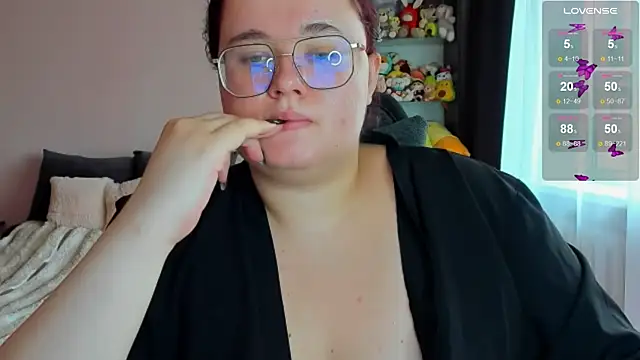 Snapshot of Jessica_Joy chatting on July 27, 7:15 am Jessica Joy online show from July 27, 7:15 am