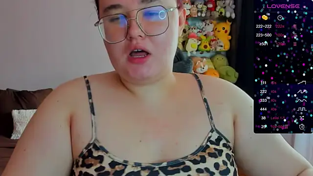 Snapshot of Jessica_Joy chatting on July 31, 6:57 am Jessica Joy online show from July 31, 6:57 am