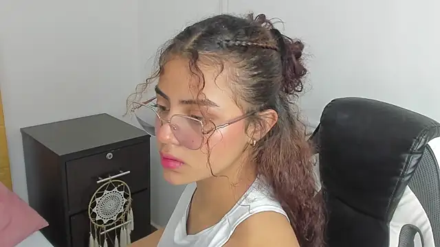 yaya23x online show from January 13, 7:31 pm