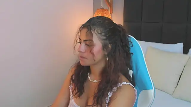 yaya23x online show from February 15, 12:11 pm