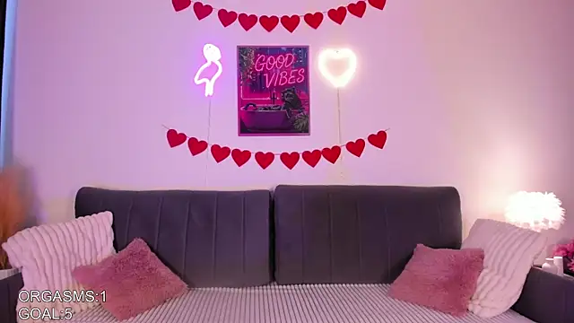 naomi asian online show from February 15, 11:08 am