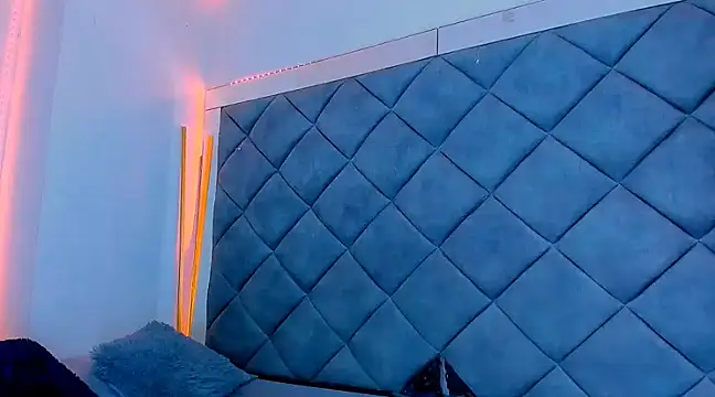 Snapshot of Nellyhills chatting on March 9, 6:43 pm Nellyhills online show from March 9, 6:43 pm