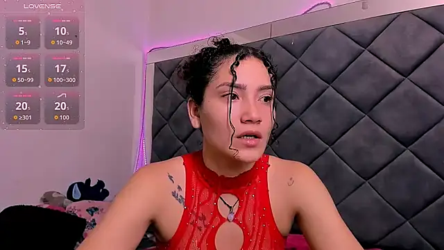 Snapshot of Nellyhills chatting on November 25, 10:59 am Nellyhills online show from November 25, 10:59 am