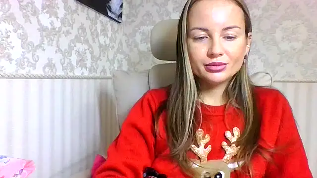 jennifer838 online show from December 14, 2:33 pm