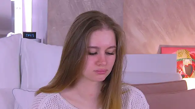 Snapshot of EllieHayes chatting on March 22, 6:47 pm EllieHayes online show from March 22, 6:47 pm