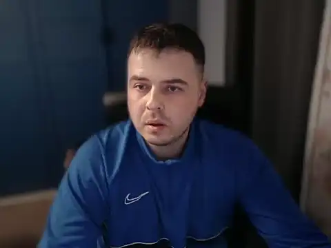 CuteMan33 online show from March 27, 11:15 pm