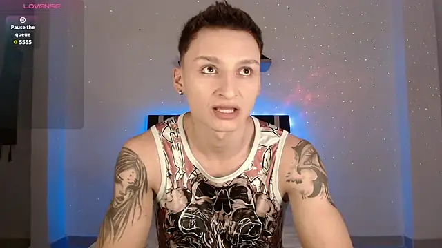 Snapshot of arthurphoenix_ chatting on January 2, 2:22 am arthurphoenix online show from January 2, 2:22 am