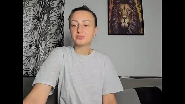 AudreyJoy online show from April 28, 5:01 am