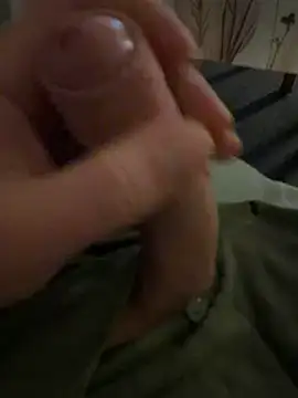 Snapshot of EhemannTotti chatting on May 7, 8:36 pm EhemannTotti online show from May 7, 8:36 pm