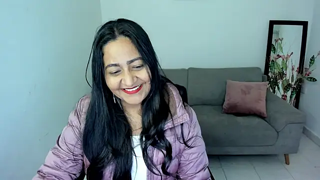 Adele Sweett online show from November 10, 10:25 am