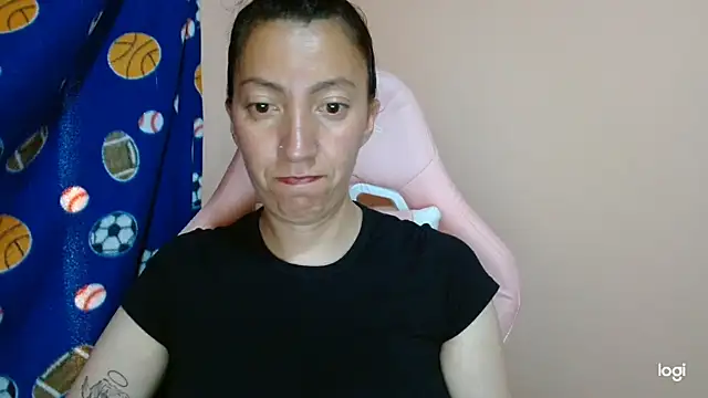 Snapshot of kaybabyhot chatting on May 23, 8:46 pm kaybabyhot online show from May 23, 8:46 pm